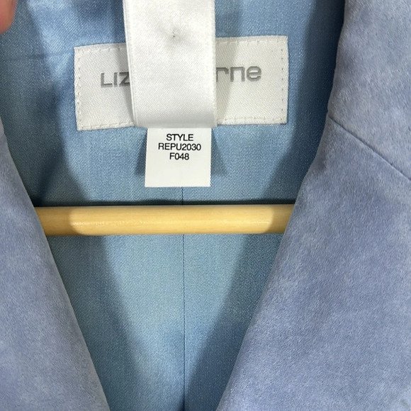 Liz Claiborne 100% Suede Women’s Blazer Size Medium Petite - Picture 9 of 12